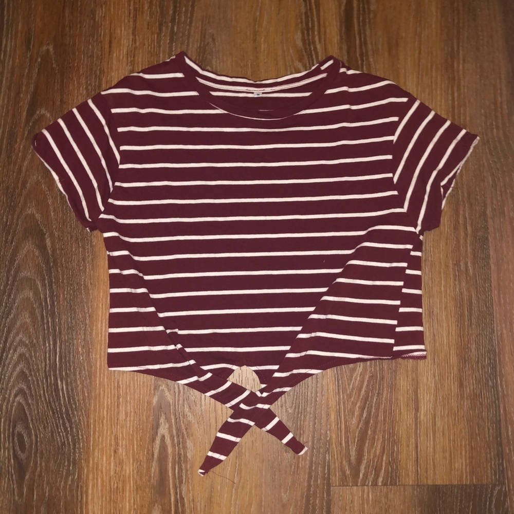 💜cropped tee with tie detailing